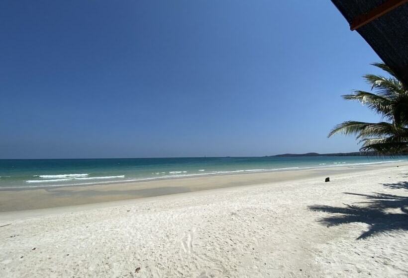 Отель Sinsamut  Koh Samed