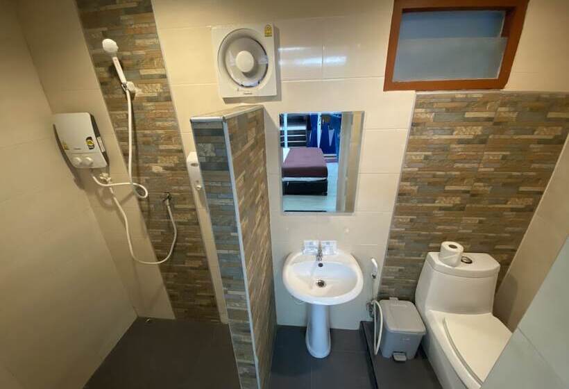 Отель Sinsamut  Koh Samed