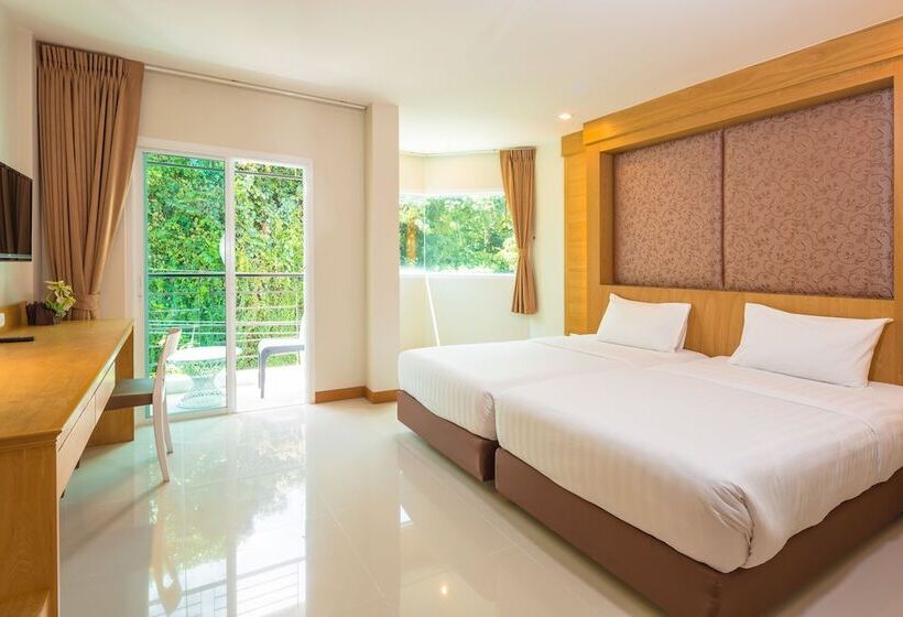 בית מלון כפרי Sungthong Kamala Beach Resort