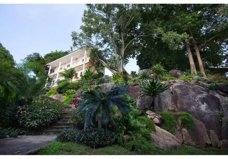 هتل Green Residence