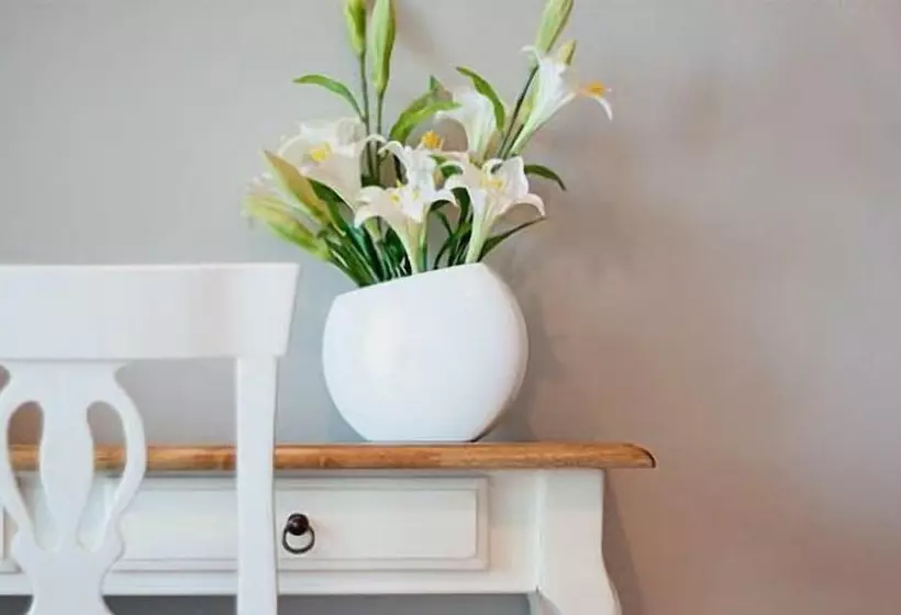 Hotel V8 Seaview Jomtien