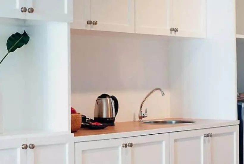 Hotel V8 Seaview Jomtien