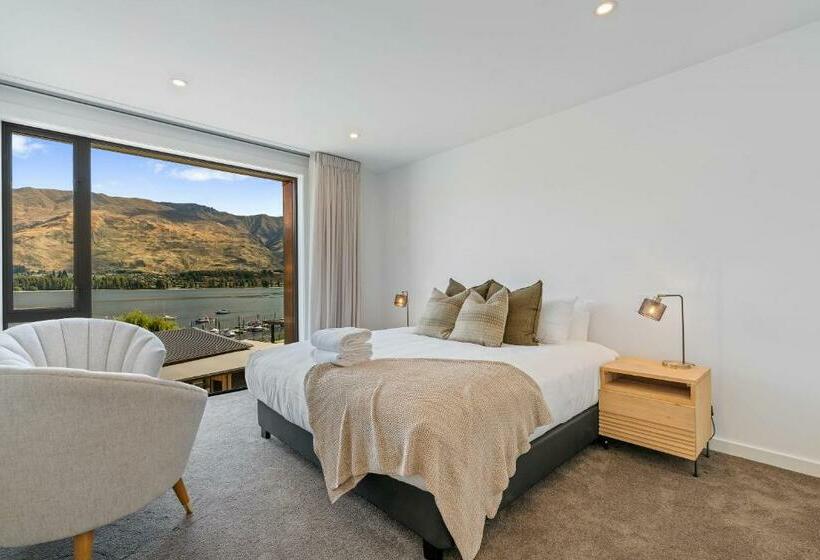 호스텔 Lakeside Luxury Studio Apartment