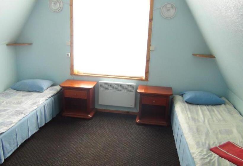 هاستل Livonia Matkamaja