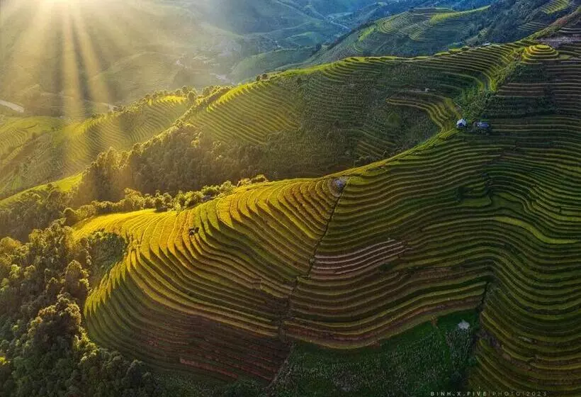 تختخواب و صبحانه A Su Homestay Mù Cang Chải