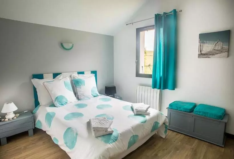 Aamiaismajoitus (B&B) Maison Maupas Chambre Bleue