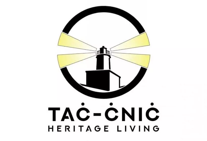 تختخواب و صبحانه Ta Pinu Spa Suite   Luxury Heritage Living