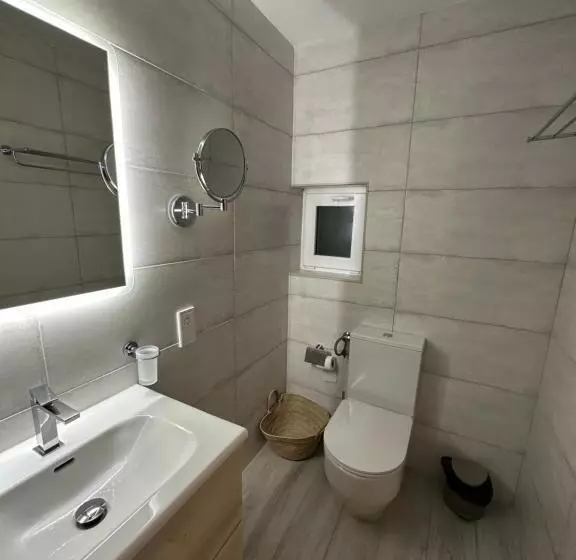 تختخواب و صبحانه Ta Pinu Spa Suite   Luxury Heritage Living