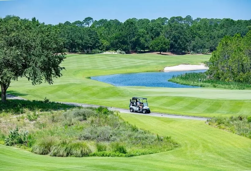 Hotelli Camp Creek Inn