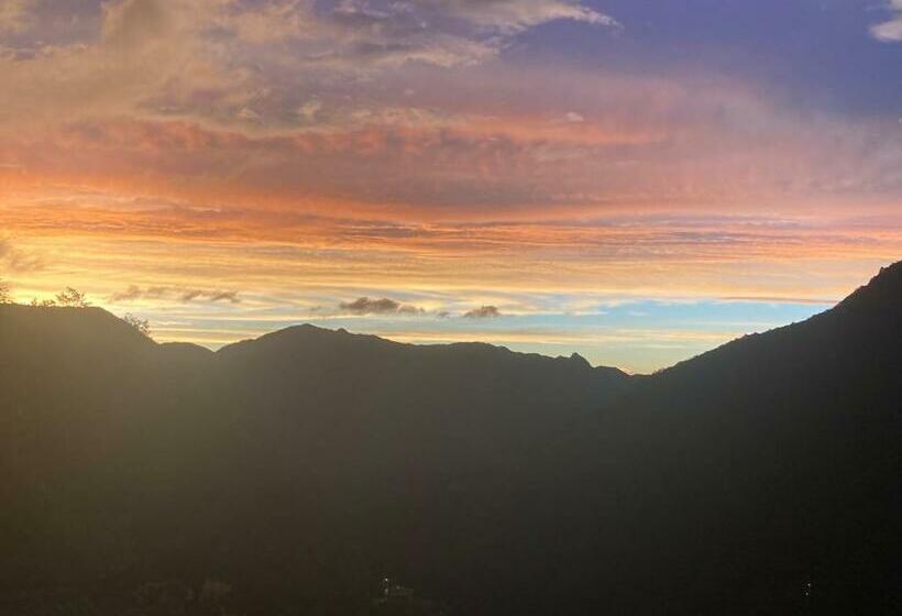 هتل Junlin Holiday Farm