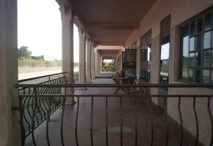 هتل Kabatoro Guest House