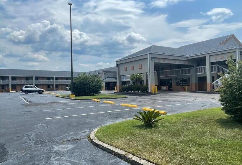 فندق Magnolia Inn