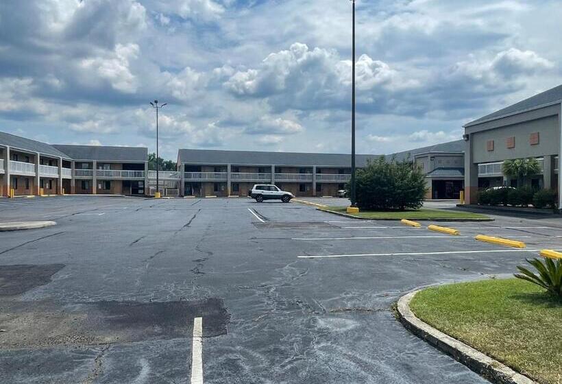 فندق Magnolia Inn