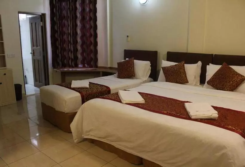 هتل One On Inn Maldives