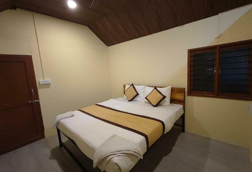 Hotel Spot On 85540 Mandrem Field View