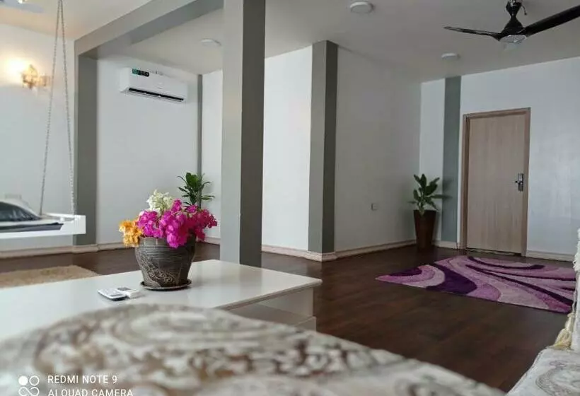 پانسیون Bougain Villa Gemanafushi