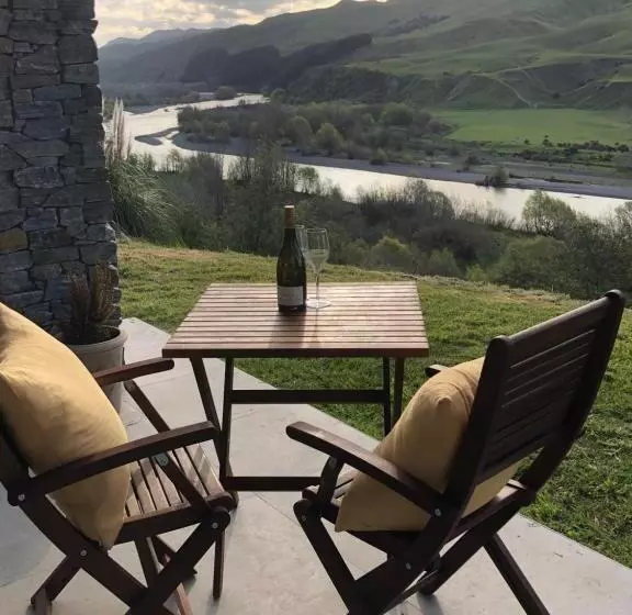 ペンション River View Cottage