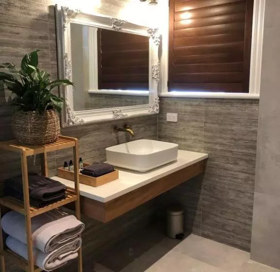 ペンション River View Cottage