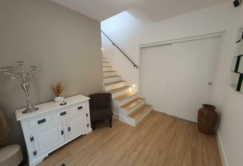 住宿加早餐  Maison Holen