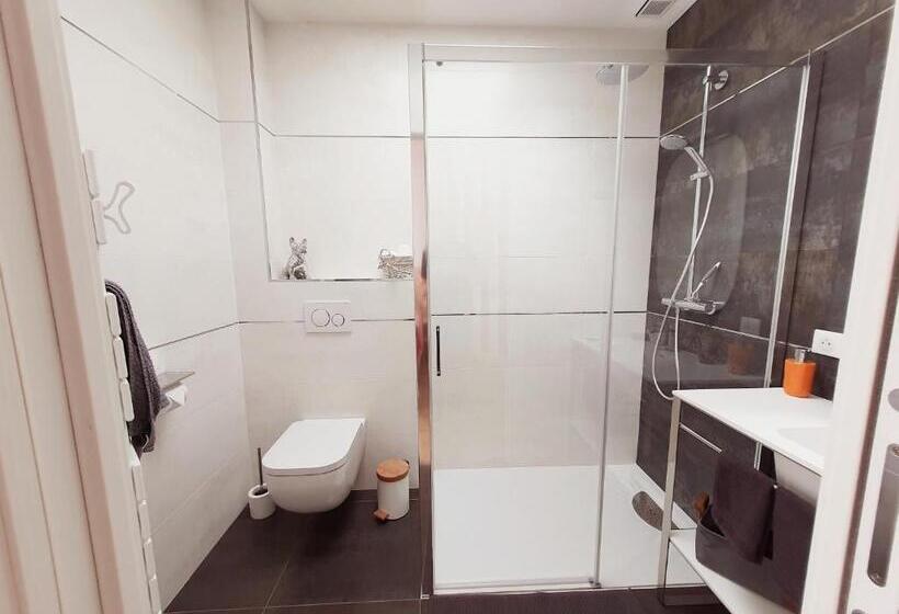 住宿加早餐  Maison Holen