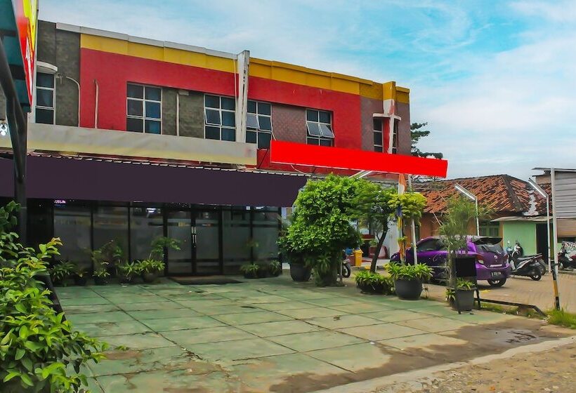 Collection O 92268 Hotel Aero