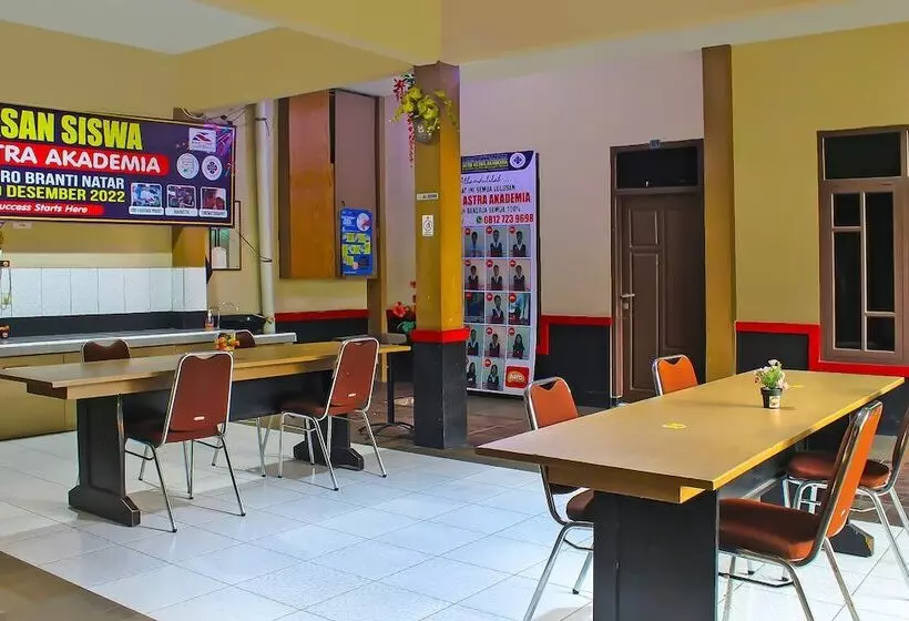 Collection O 92268 Hotel Aero