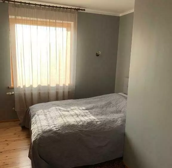 Hostel Kastaņas