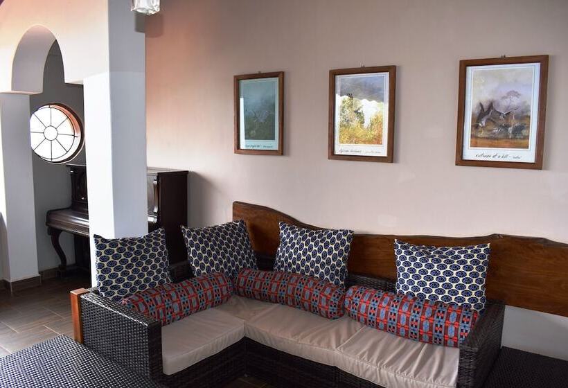 בית מלון כפרי Edelwyss Inn