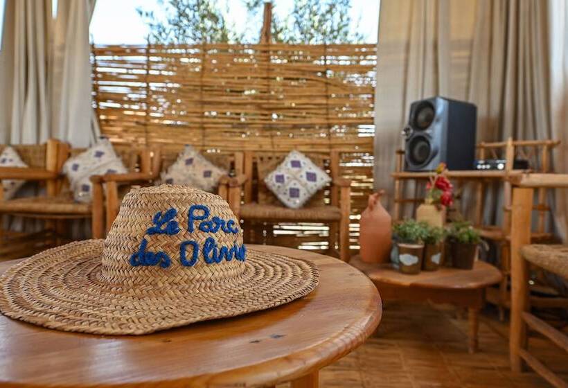 Hôtel Le Parc Des Oliviers