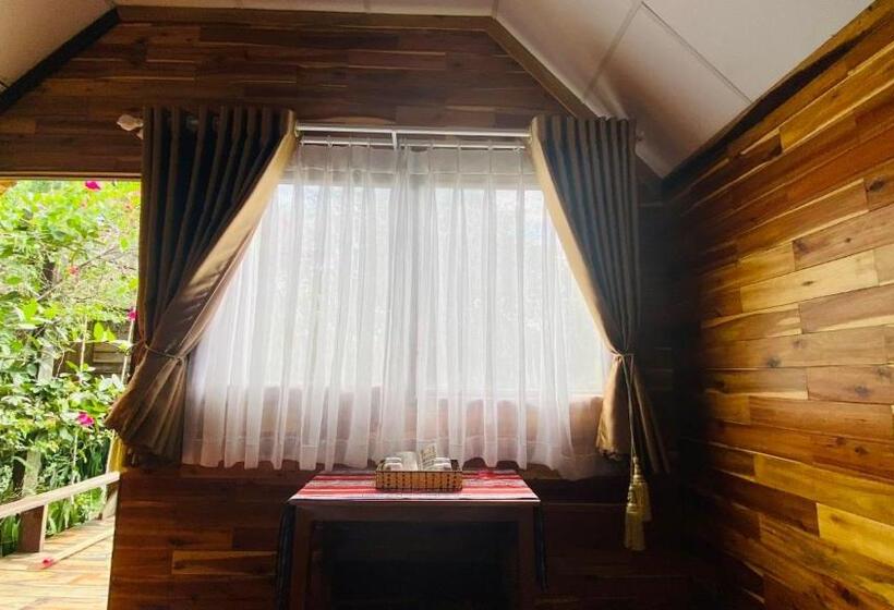 هتل Troh Bư S Bungalows