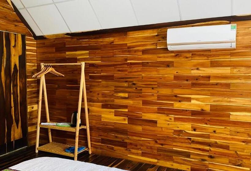 هتل Troh Bư S Bungalows