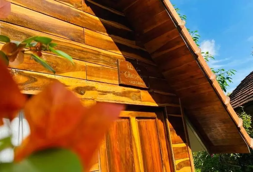 هتل Troh Bư S Bungalows