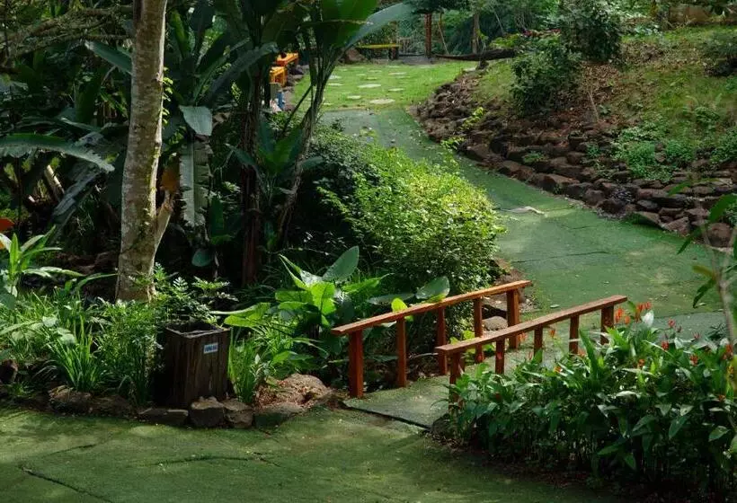 هتل Troh Bư S Bungalows