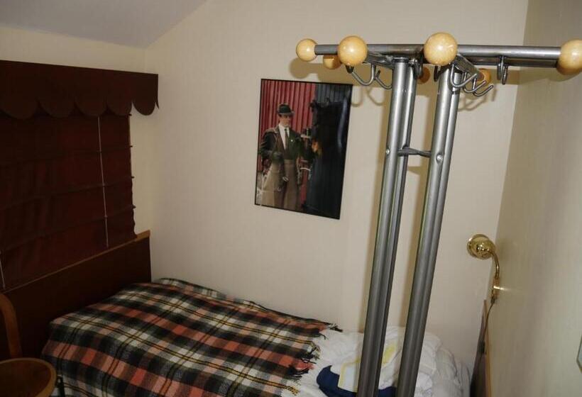 Пансион Sovpå Tåg I Tärnsjö