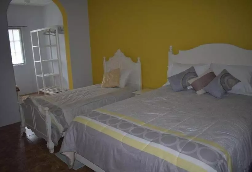 تختخواب و صبحانه Villa Vicente