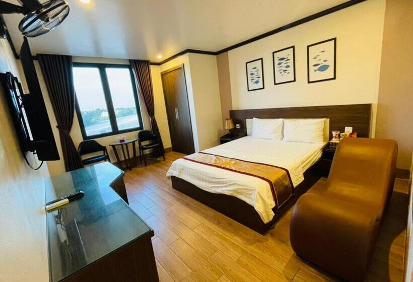 هتل Khách Sạn Hoàng Gia Ii