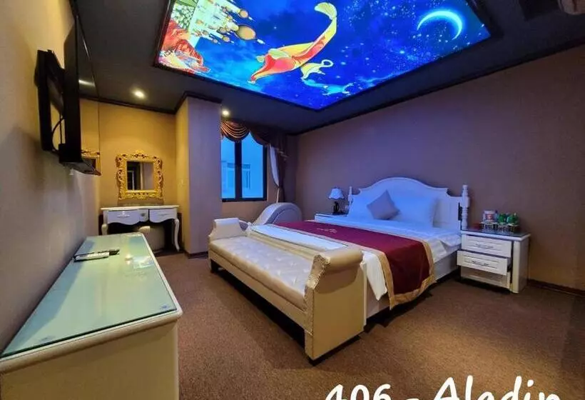 هتل Khách Sạn Hoàng Gia Ii