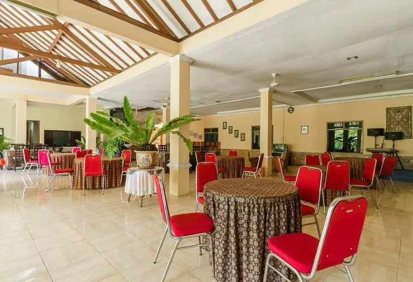 ペンション Reddoorz @ Jalan Lintas Sumatera Lahat