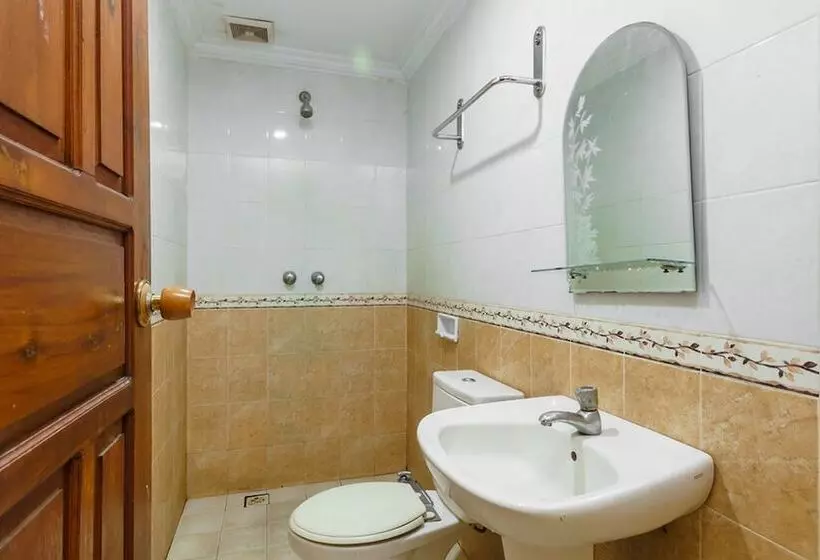 ペンション Reddoorz @ Jalan Lintas Sumatera Lahat