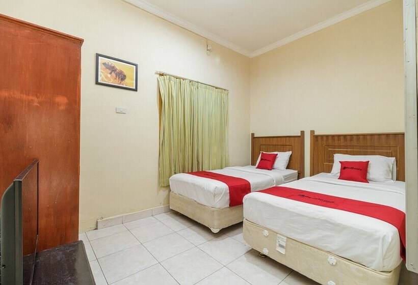 펜션 Reddoorz @ Jalan Lintas Sumatera Lahat