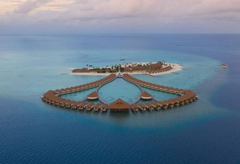 Resort Cinnamon Velifushi Maldives