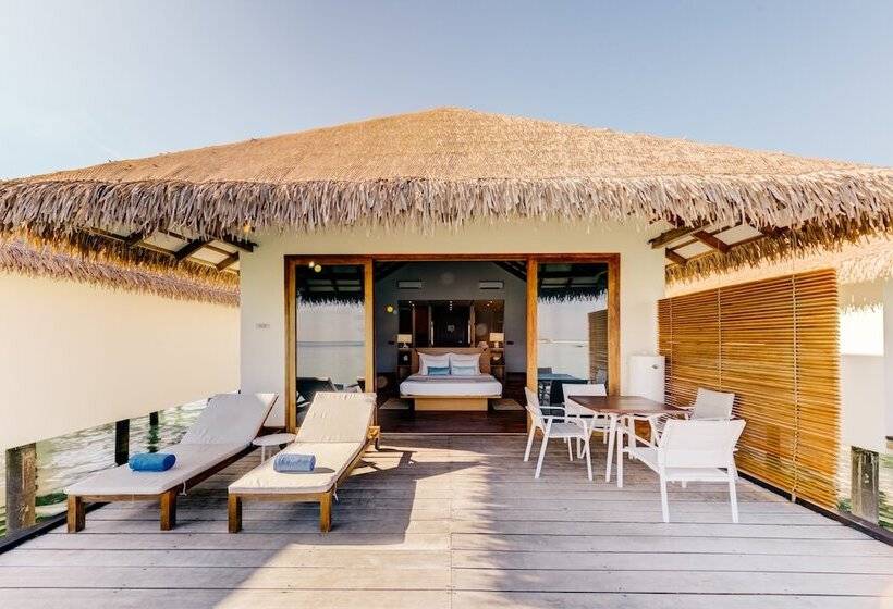 Resort Cinnamon Velifushi Maldives