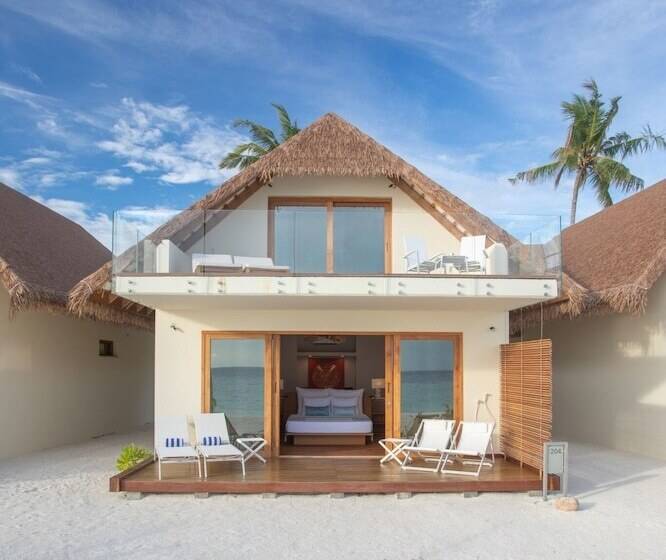 Resort Cinnamon Velifushi Maldives