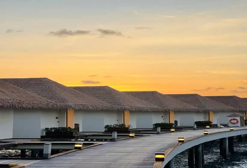 استراحتگاه Cinnamon Velifushi Maldives