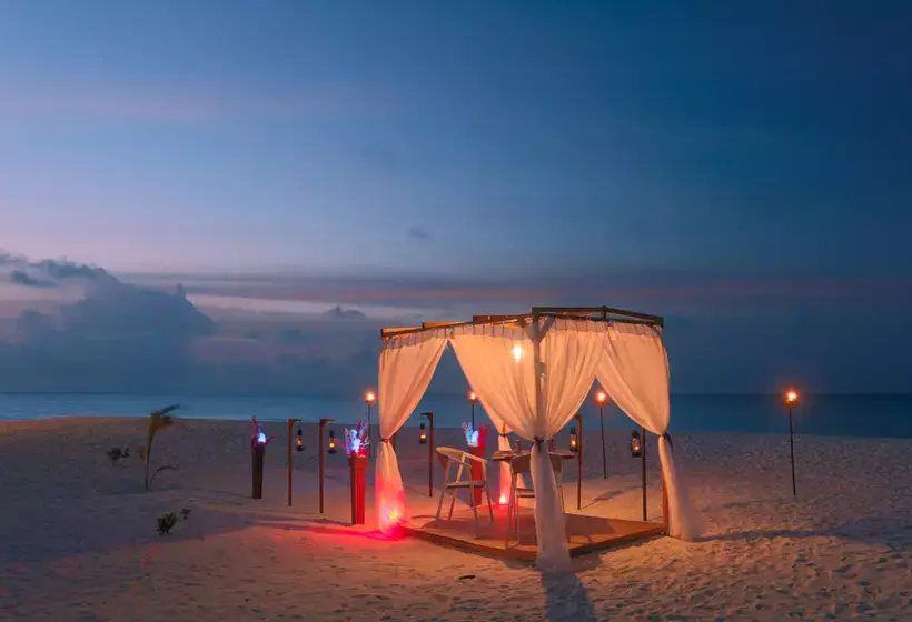 استراحتگاه Cinnamon Velifushi Maldives