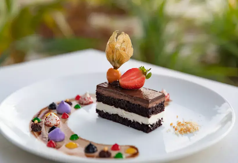 استراحتگاه Cinnamon Velifushi Maldives