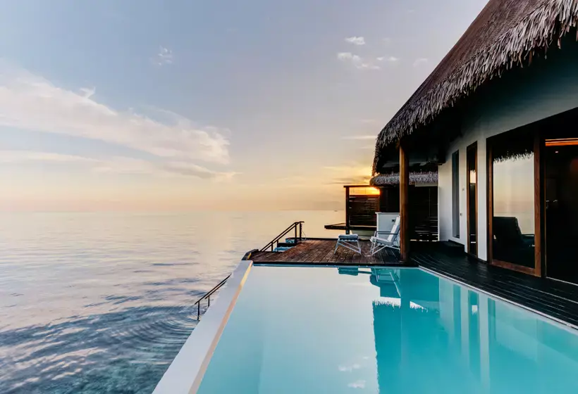 استراحتگاه Cinnamon Velifushi Maldives