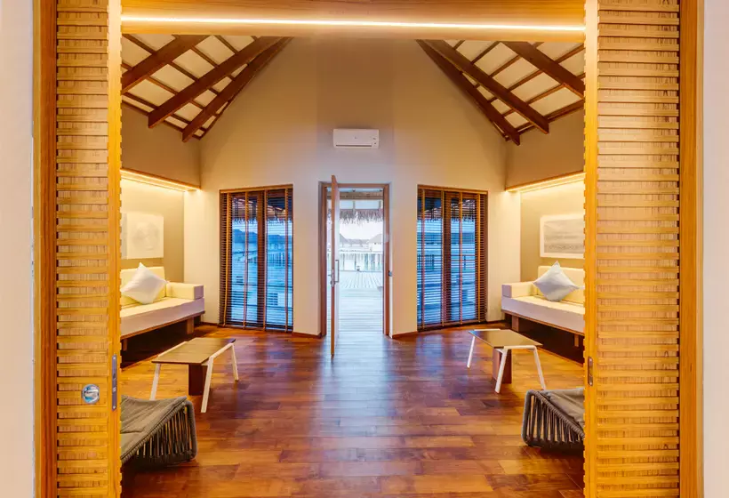 استراحتگاه Cinnamon Velifushi Maldives