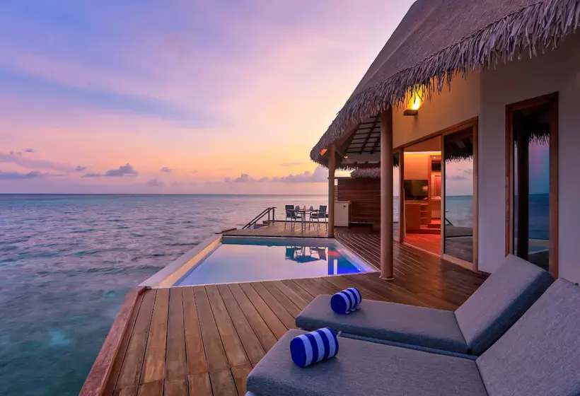 استراحتگاه Cinnamon Velifushi Maldives