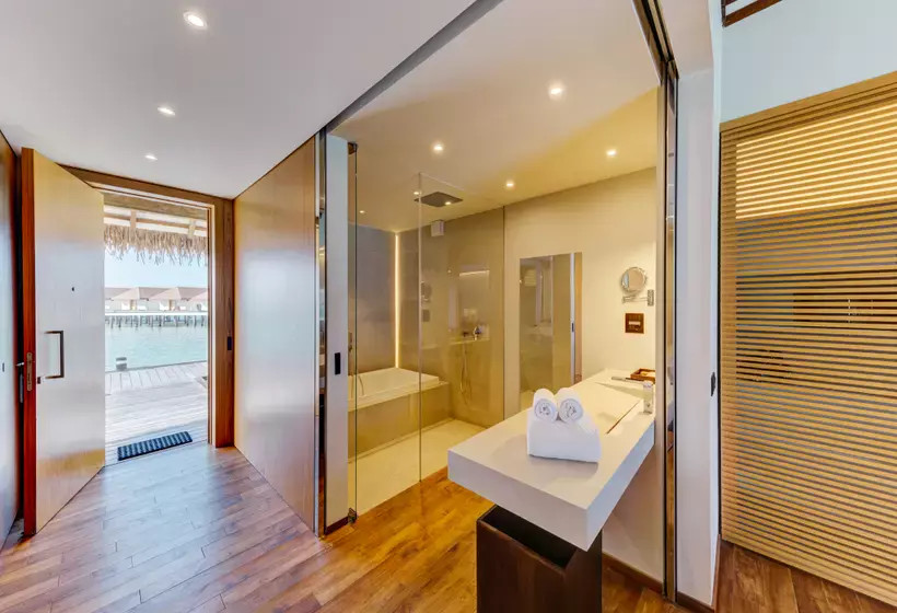 استراحتگاه Cinnamon Velifushi Maldives